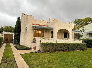 125 SW 32nd Court Rd, Miami, FL 33135