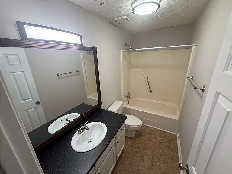 2906 Webb Bridge Rd — Photo 17