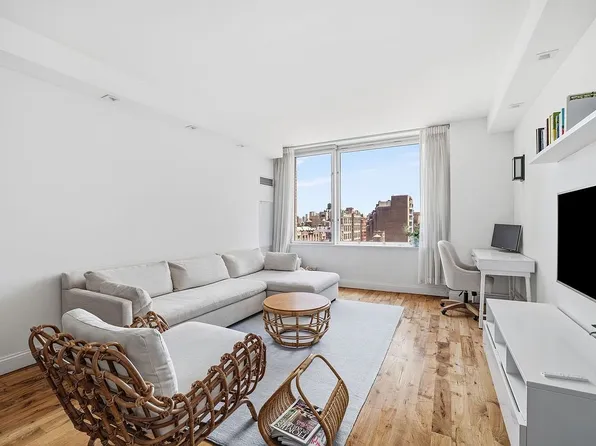 150 Columbus Ave APT 15e, New York, NY 10023