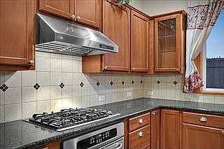 5th image of 14714 77th Pl NE