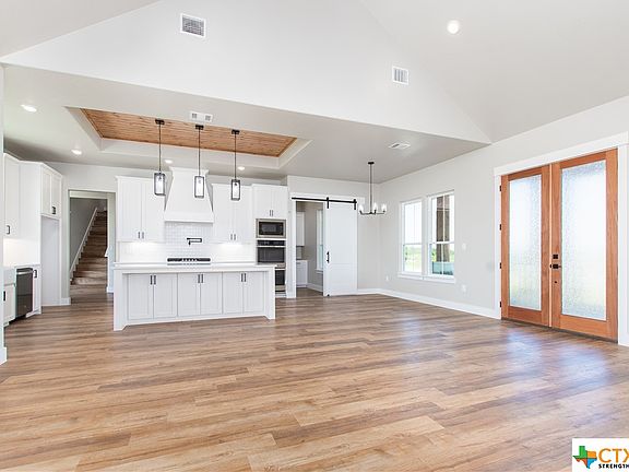 2nd image of 7953 Rock Crest Dr