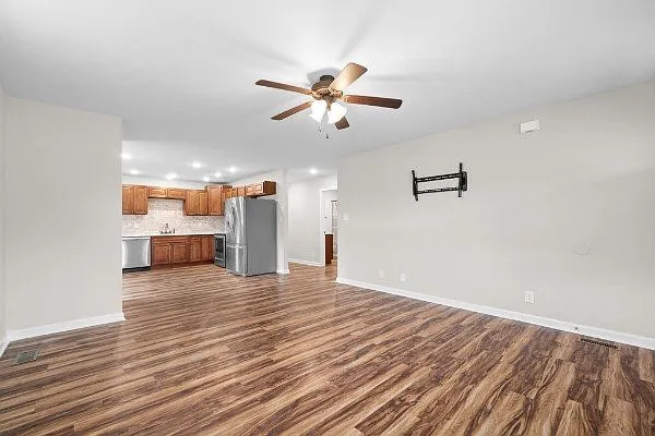 1709 Evans Rd #A — Photo 3