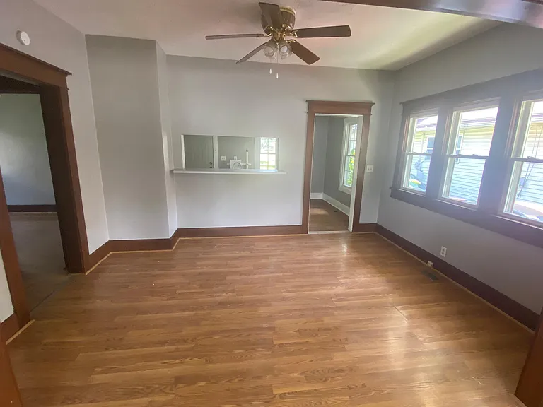 2204 George St — Photo 7