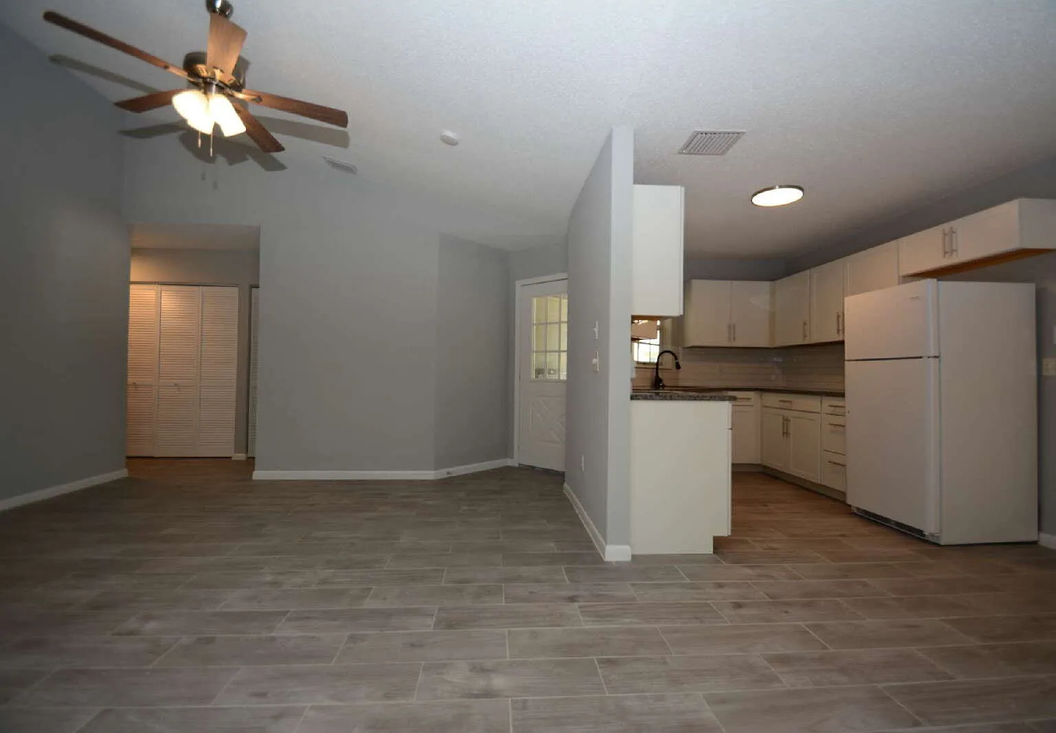 3 bed, 2.0 bath, 1089 sqft, $1,500 — Photo 3