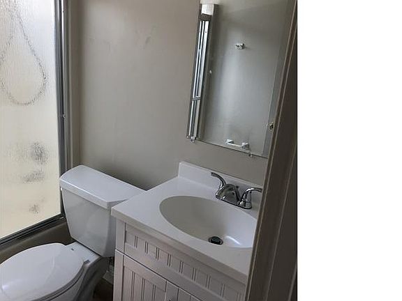 3rd image of 1023 N Idaho St #6