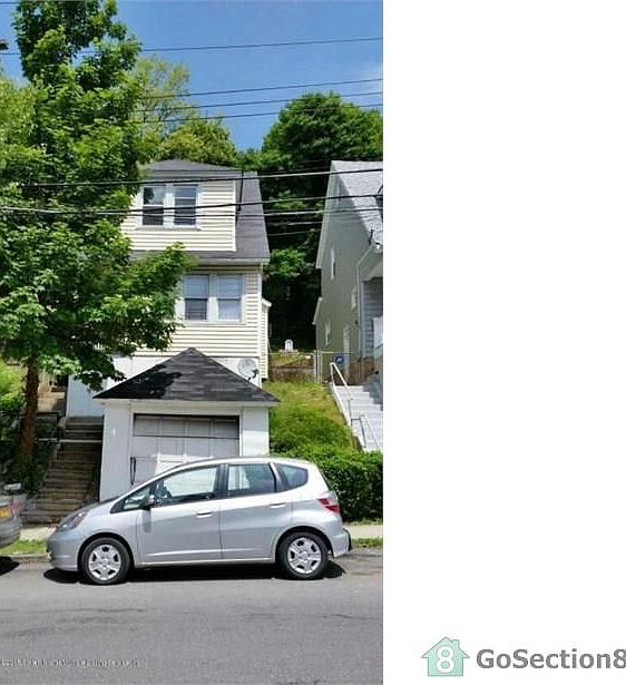 1st image of 275 Westervelt Ave