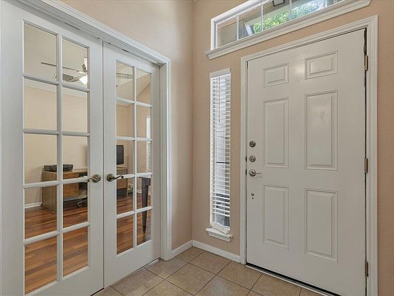 3rd image of 1553 Amberwood Loop