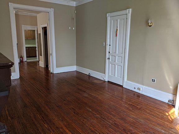 5th image of 434 S 42nd St APT 1
