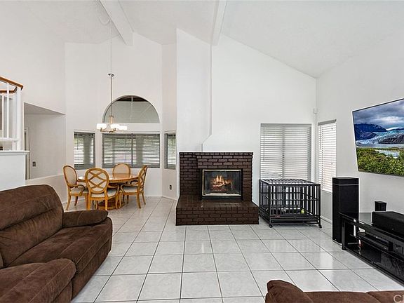 5th image of 2673 Annapolis Cir