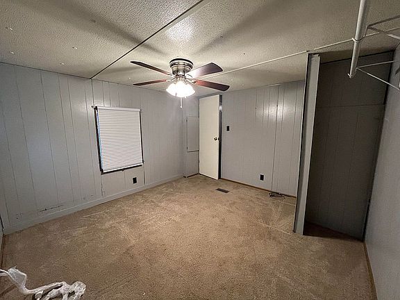2nd image of 613 Taylor Dr
