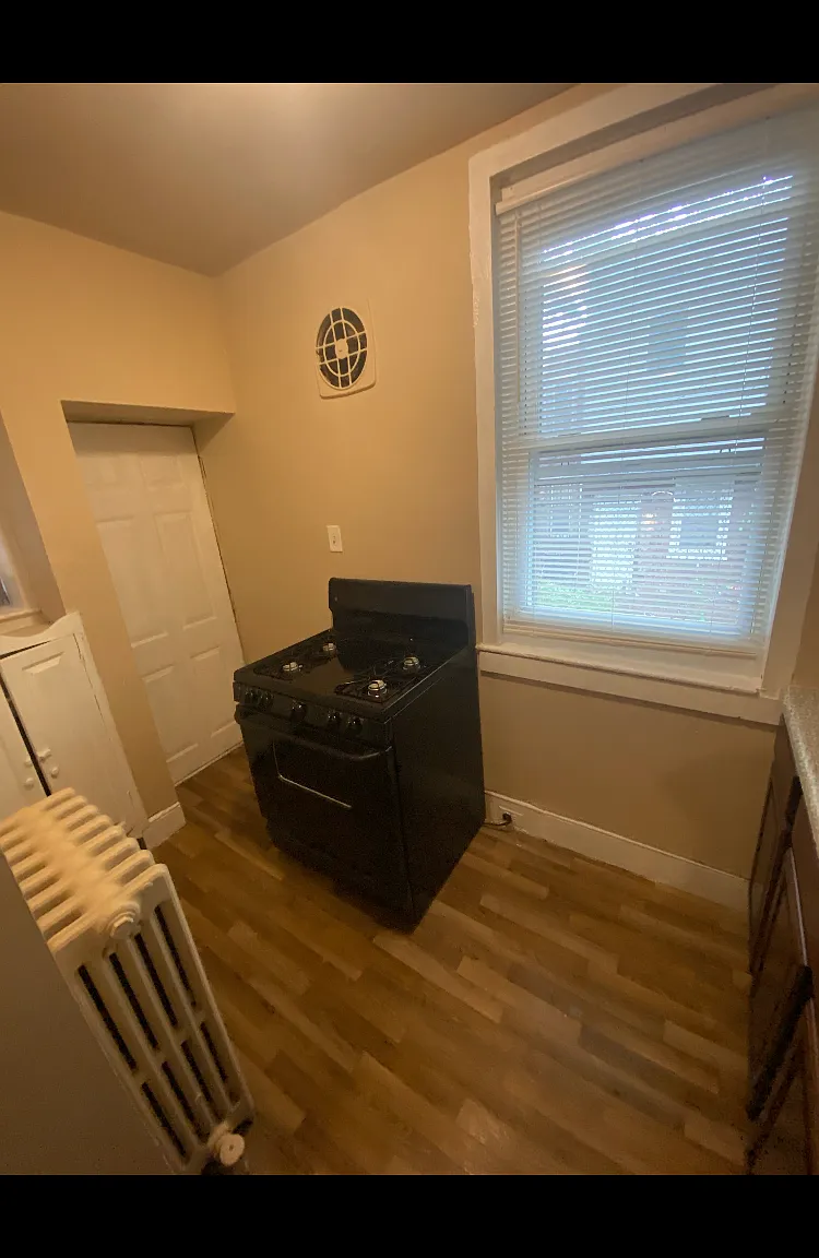 5630 Pemberton Street - 1st F... — Photo 4