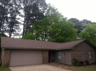700 Northwest Dr, Longview, TX 75604