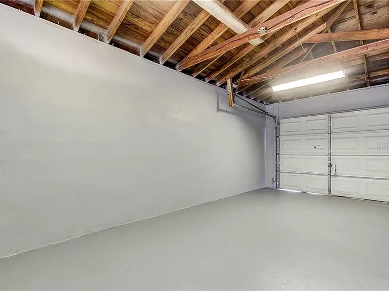 401 S Orion Ave — Photo 4