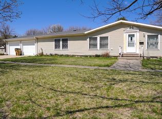 1505 M St, Aurora, NE 68818