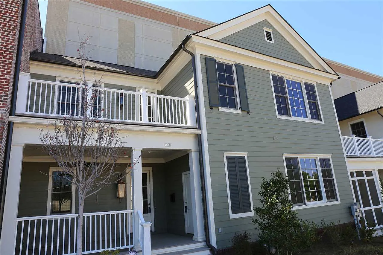 2 bed, 2.5 bath, 1983 sqft, $2,750 — Photo 1