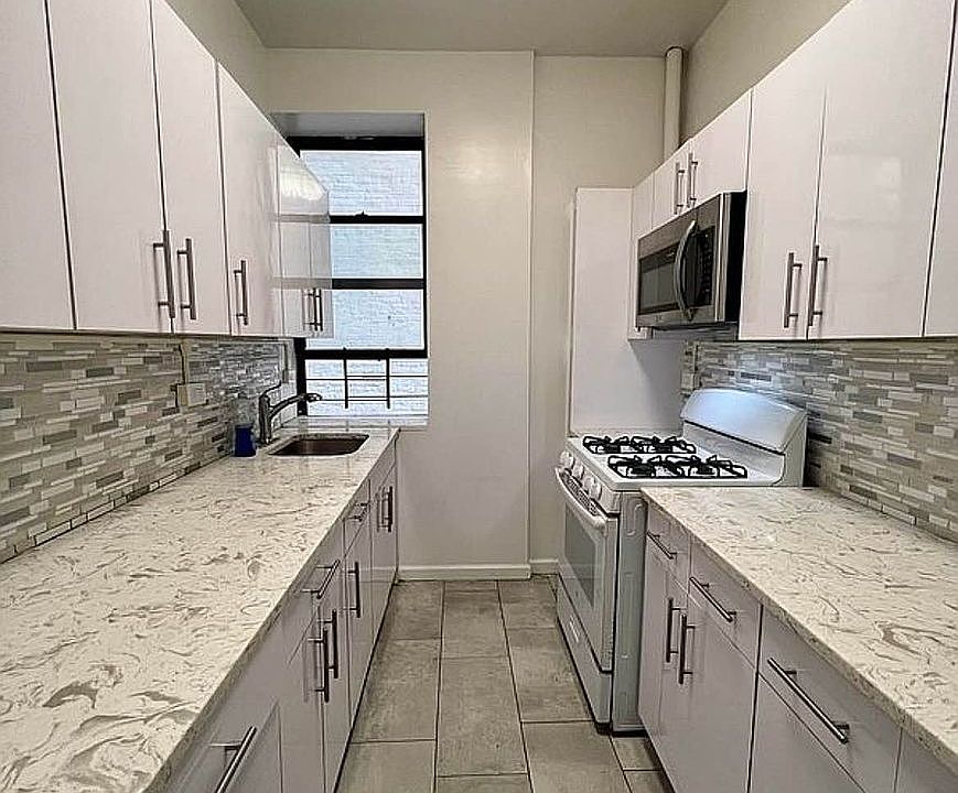 1st image of 30 Linden Blvd APT A4