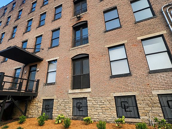 3rd image of 1908 Dunlap St Unit 3