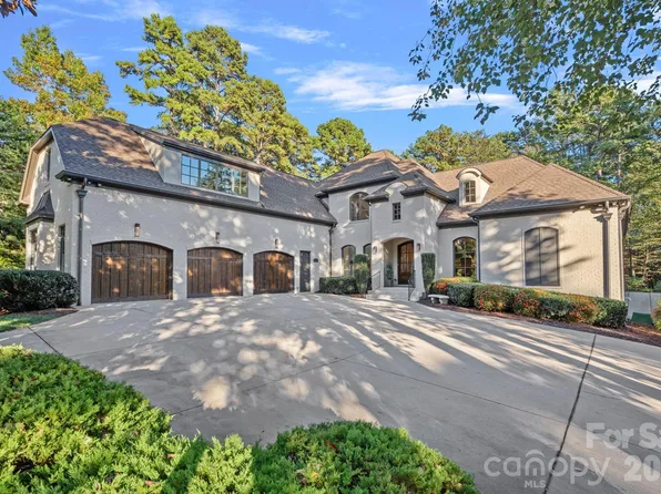 111 Chatham Rd, Mooresville, NC 28117