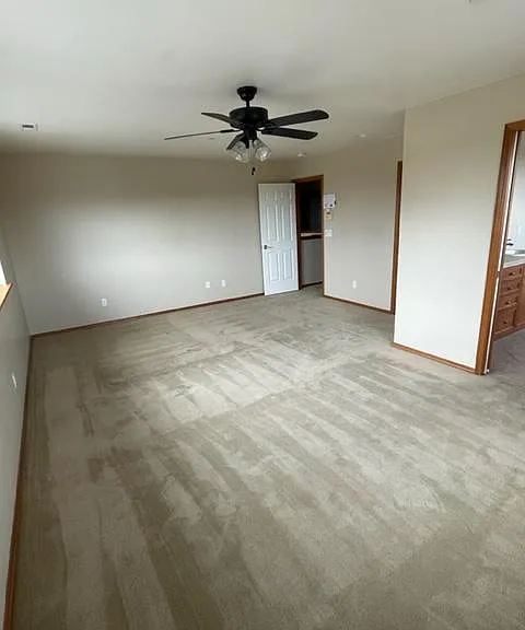 221 Lind Ave NW — Photo 15