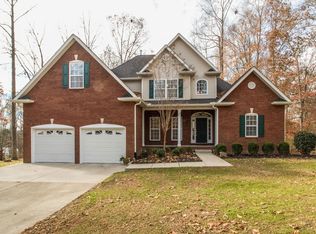 1030 Meeks Cemetery Rd, Burns, TN 37029