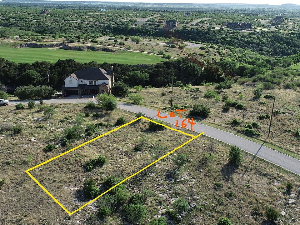 2nd image of 450 Winged Foot Dr