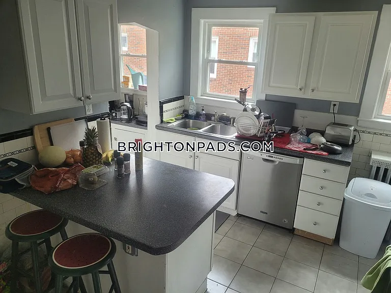 86 Colborne Rd #1 — Photo 3