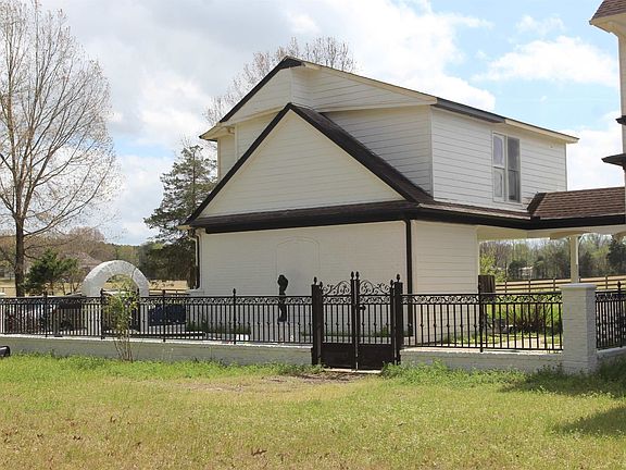 2nd image of 1015 Clay Pond Dr