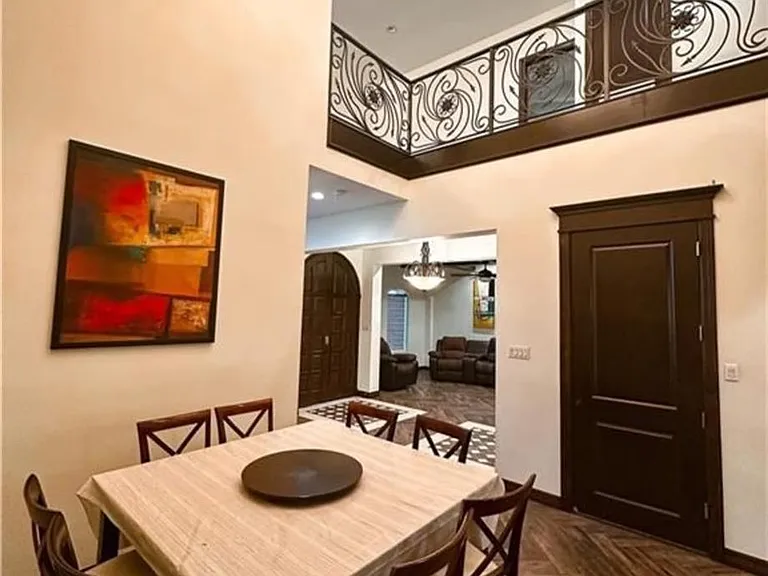 1604 Toni Ln — Photo 6