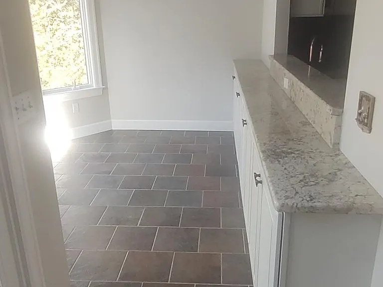 323 R Glad Way — Photo 3