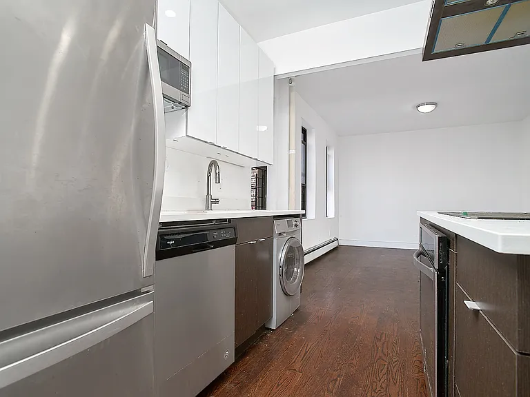 69 Pinehurst Ave #3D — Photo 4
