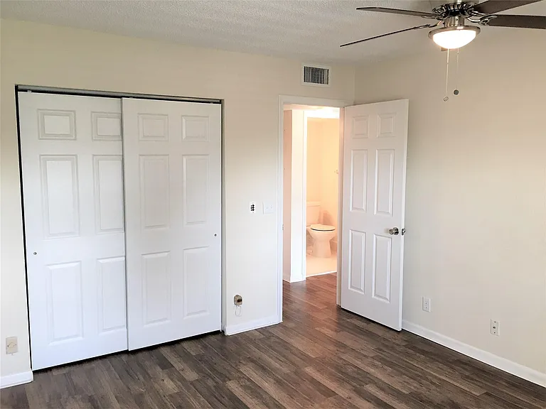 551 SW 135th Ave #405B — Photo 19
