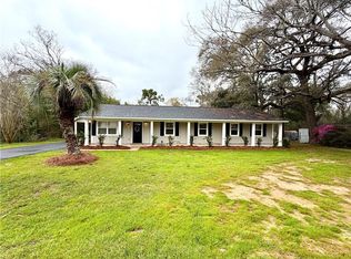 8400 Stratford Dr, Theodore, AL 36582