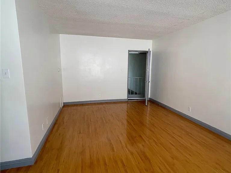 1024 S Atlantic Blvd #15 — Photo 3