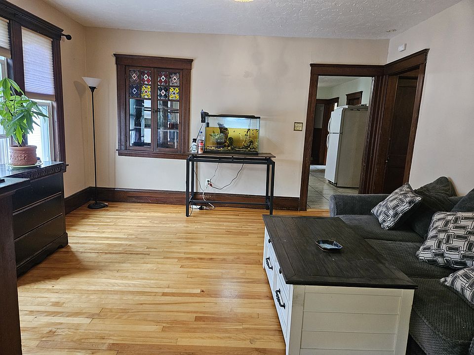 1st image of 216 Ingleside Ave #3
