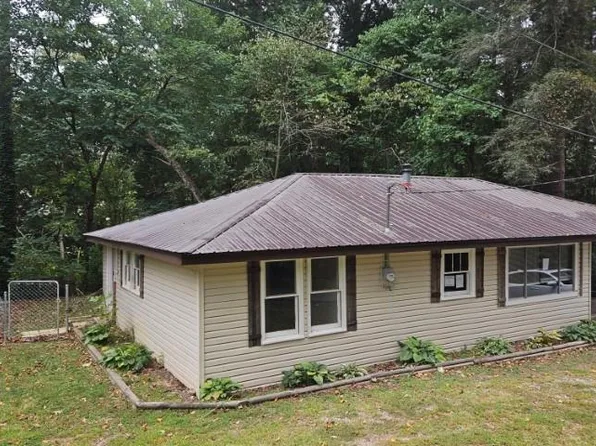 288 Kimsey St, Blairsville, GA 30512
