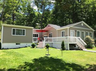 40 Mount Hope Rd, Mahopac, NY 10541