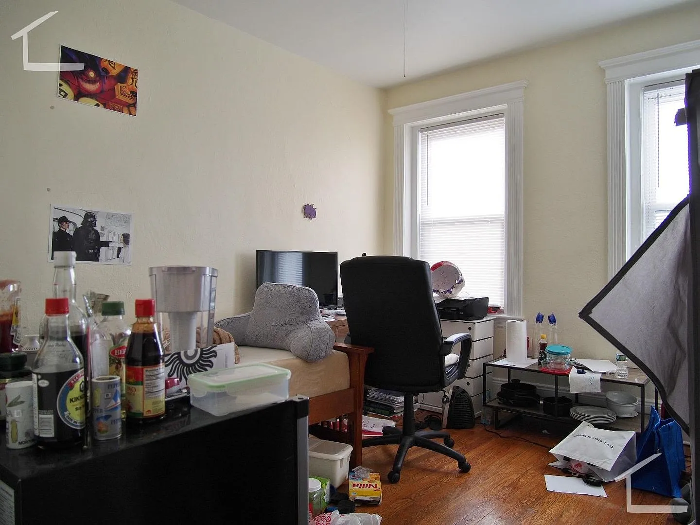 No Brokers Fee, Heat, Hot Water Included, Laundry on a Site, Parking for Rent — Photo 3