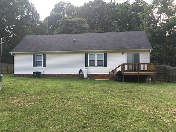 2nd image of 251 Lois Ln