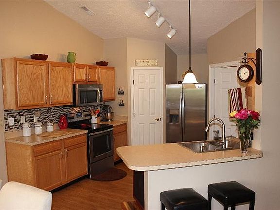 5th image of 1366 Grandarbor Cir