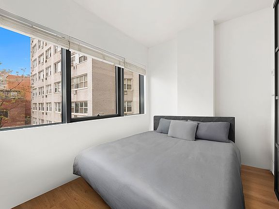 5th image of 123 3rd Ave APT 5D