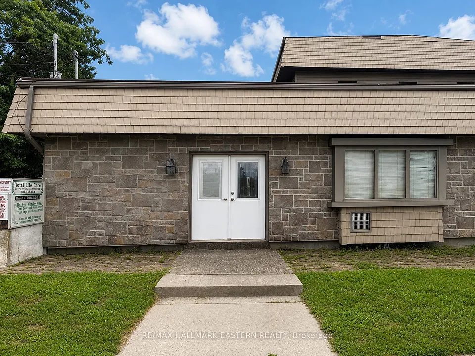 129 Main St #6
