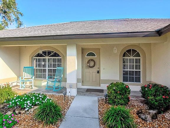 3rd image of 301 Myrtle Dr