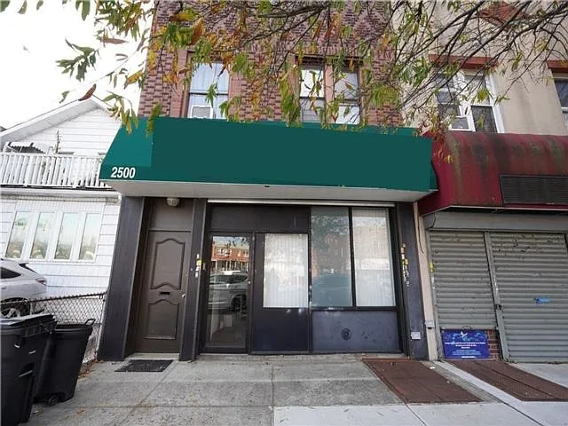 2500 65th St #1