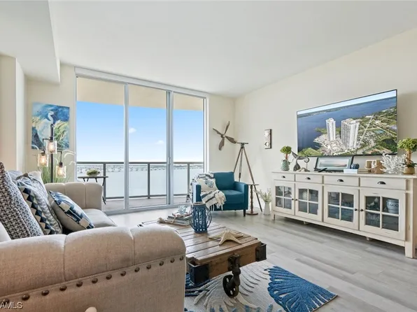 3000 Oasis Grand Blvd APT 1403, Fort Myers, FL 33916