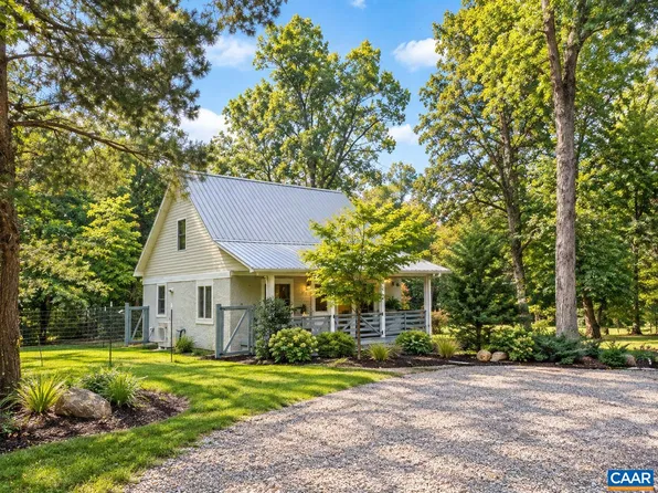 699 Black Cat Rd, Keswick, VA 22947