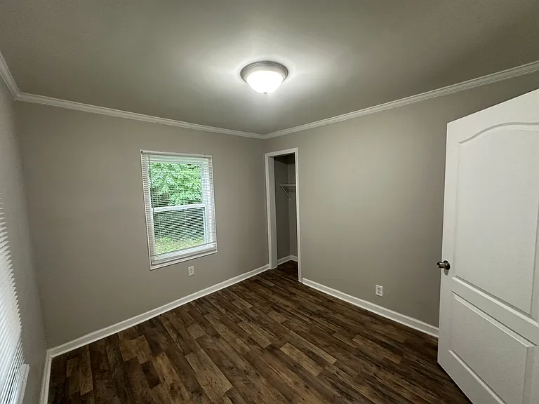 420 Airline Ave — Photo 12