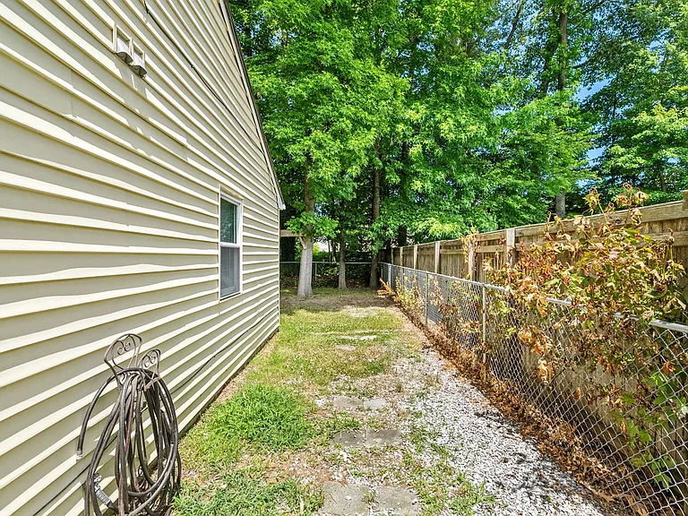 4117 Rainbow Dr — Photo 27