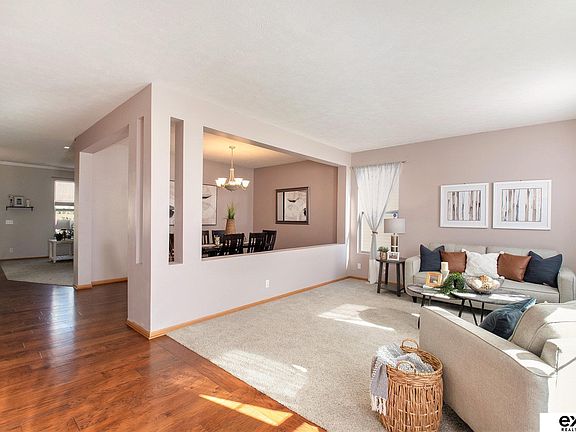4th image of 5105 S 194th St