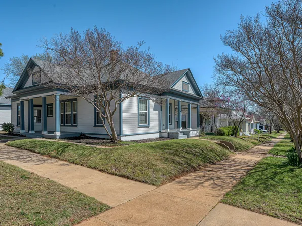 1231 W Main St, Denison, TX 75020