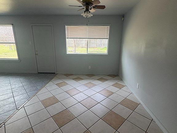 5th image of 2103 Sherman Dr